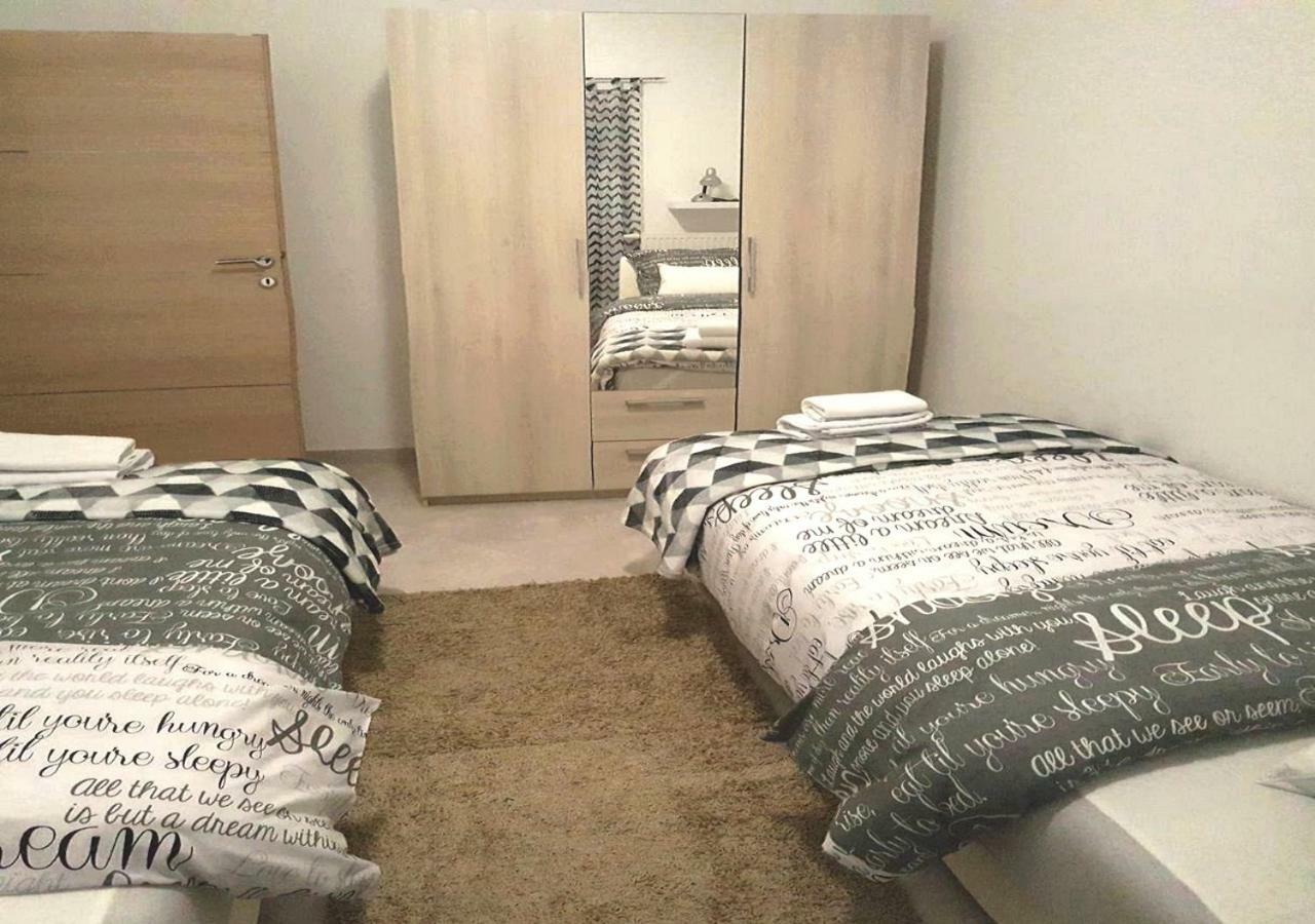 Apartman Pampas أوسييك المظهر الخارجي الصورة